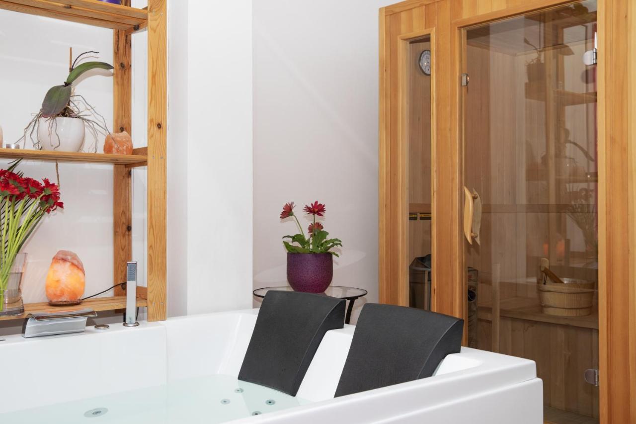 Ragaraja Private Suite & Spa بوردينوني المظهر الخارجي الصورة